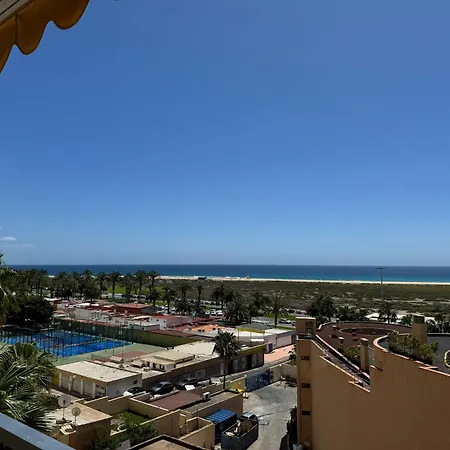 公寓 Faro Y Playa *