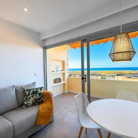 Faro Y Playa Apartment *